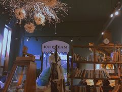 -出走咖啡·面包(宋庄店)
