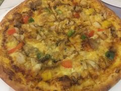 烤鸡肉薄披萨-老别墅西餐厅.酒馆(西堤店)
