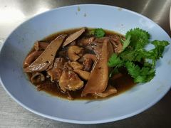 -Kha Mu Charoensang(Silom)