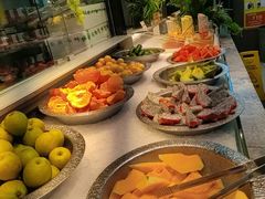 -金滏山·烤肉海鲜火锅自助(襄阳万达店)