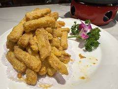 咸蛋黄焗南瓜-新侨小馆(东直门北小街店)