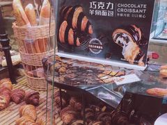 -巴黎贝甜(大宁国际商业广场店)