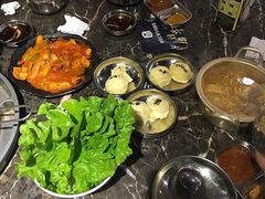 -哈哈碳都·牛肋条无限自助烤肉(台江万达店)