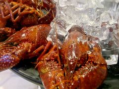 -虾弄弄海派小龙虾·牛羊蝎子火锅