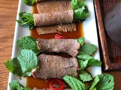 -云海肴·汽锅鸡·云南菜(天山百盛优客店)