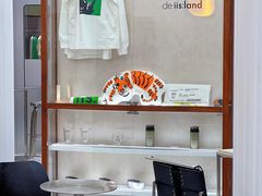 -iis:land(万菱汇店)