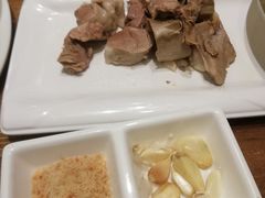 -清真·玛丽亚新疆菜主题餐厅(浙江中路店)
