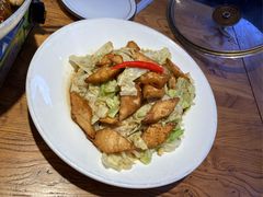 牛心莲炒馕-俭寨大盘鸡·缸子肉·小公鸡·新疆菜(云通店)