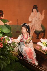 -支流映画摄影·汉服妆造跟拍(本宫来了银泰店)