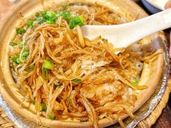银鱼仔土鱿鱼丝煲仔饭-七寸飝大饭店(马场店)