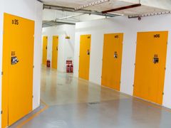 -安东易迷你自助仓储寄存仓库(草桥店)
