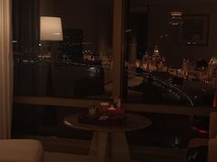 -上海外滩茂悦大酒店