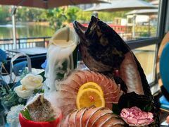 -靓海海鲜火锅(水上湖边观景店)