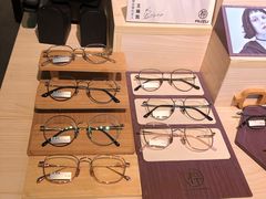 -Trend1881视光·蔡司视觉(领展广场店)