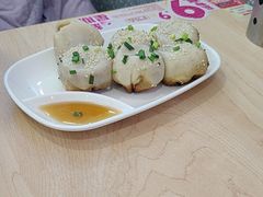 -小杨生煎(成山巴黎春天店)