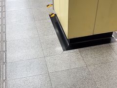 -蓝天路(地铁站)