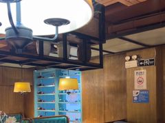 -领鲜活海鲜榴莲自助火锅(东门店)