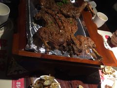 -铁胖子口碑长沙菜·龙虾烧烤(赤岗社区店)
