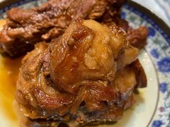 酱骨棒-东北哈尔滨酱骨头馆房掌柜铁锅炖