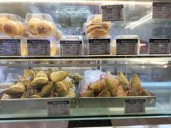 -白玉兰食品甜凤店(合生汇店)
