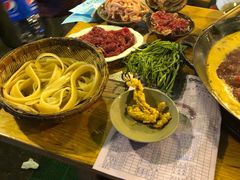 -岗上渣渣老火锅(两路口店)