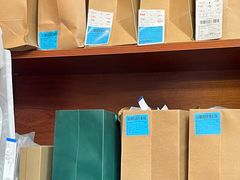 -革瑞斯奢侈品包包护理专家(丹尼斯大卫城店)