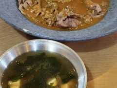 咖喱肥牛饭-犀牛家猪排