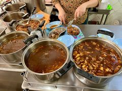 -Kha Mu Charoensang(Silom)