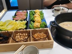 -汤宴·参须肚包鸡(南京路店)