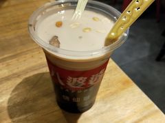 奶茶味燒仙草-八婆婆烧仙草(曾厝垵店)