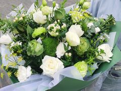 -亭亭鲜花店(中山北路店)