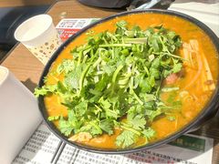 -肥汁米蘭香港米线(宁波路总店)