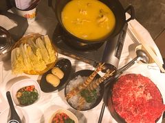 -鲜入围煮花胶鸡海鲜火锅