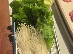 -潮汕·草根牛肉档(上海荟聚城市集市店)