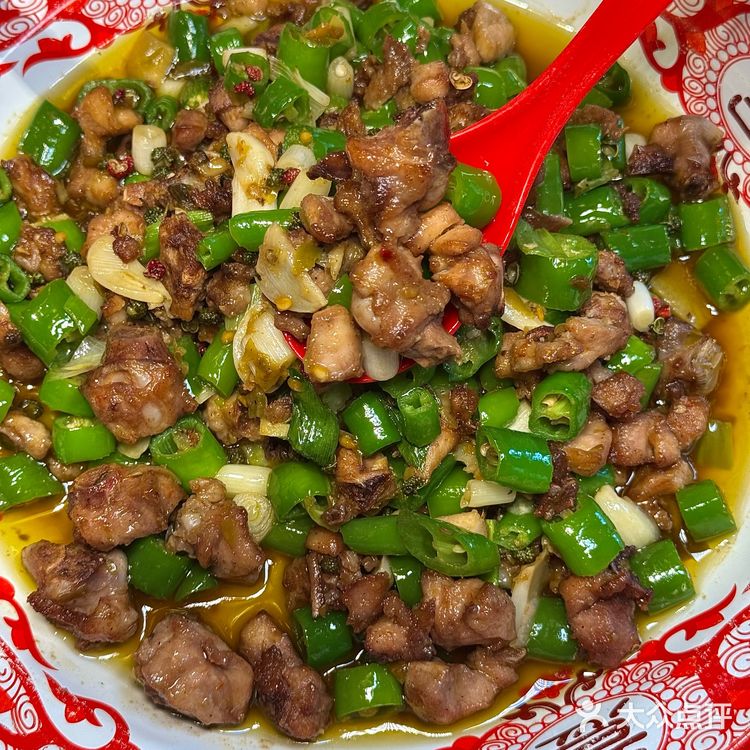 在成都还有谁没吃过这家蹄花?!