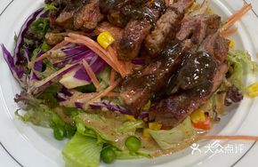 Grilled Steak Salad with Vegetables