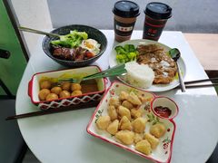 -新荔园茶餐厅(荔湾区府宿舍大院店)