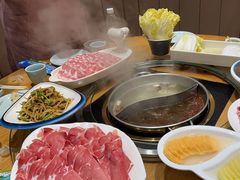-额尔敦传统涮.冰煮羊火锅(乌兰察布体育场店)