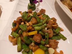 黑椒雪花牛仔骨-名苑皇宫酒家(来魅力壁画村店)