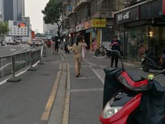 -吾悦广场(南京鼓楼店)