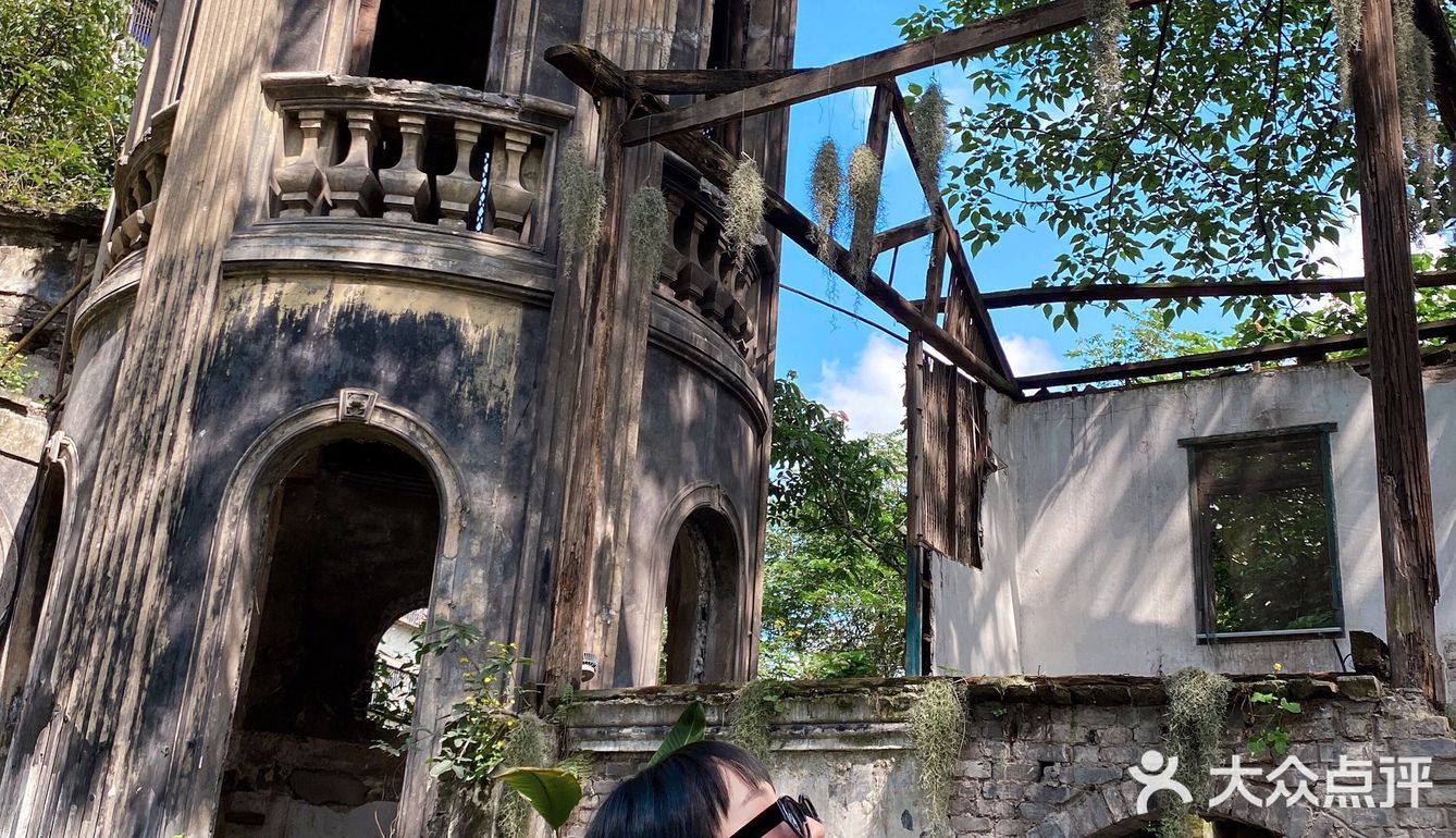 重庆066元看展法国仁爱堂荒野玫瑰