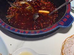 -何师傅美蛙鱼头(汉街店)