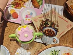 -怪噜范·老贵阳街头名小吃(鸿通城店)