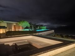 -瑰丽酒店·海吧·天际下午茶·现场DJ·天台酒吧