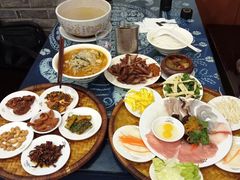 -桥香园云南过桥米线(金马碧鸡店)