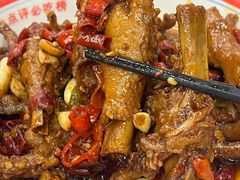 -堂瓦里·33年传统赣菜(第一街区店)