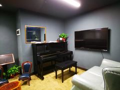 -北京圣典成人钢琴俱乐部(德思勤店)