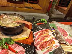-喜牛烧肉酒场·黑金店(威高广场店)