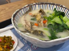 -鲜越鲜鱼粉(财富购物中心店)
