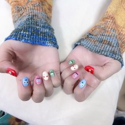 -爱美睫美甲会馆